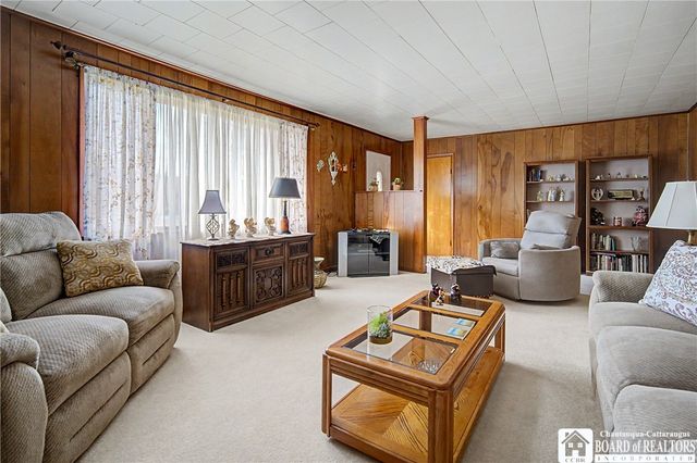 775 West Perimeter Road, South Valley, NY 14738