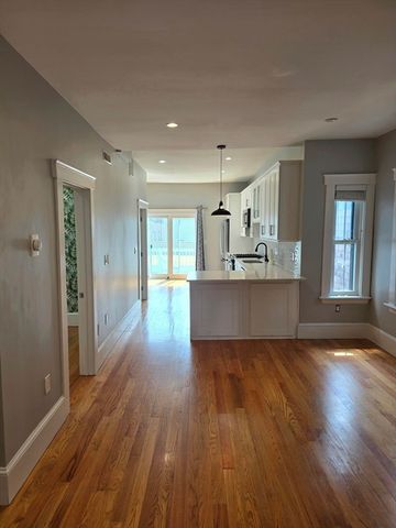 601 Bennington St 2, Boston, MA 02128