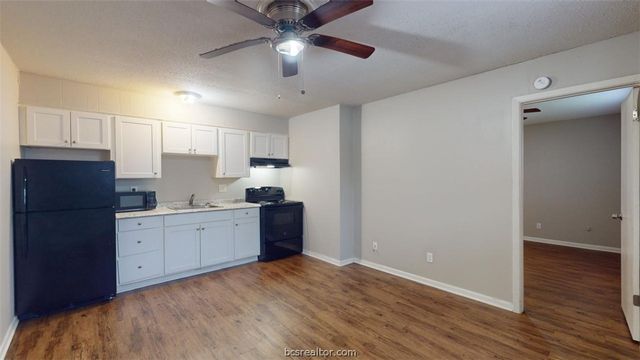 500 Foch Street 10, Bryan, TX 77801