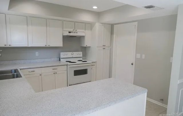 6826 Burnley, San Antonio, TX 78239