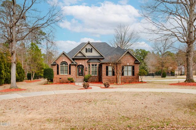 2801 Stonewalk Court, Zebulon, NC 27597