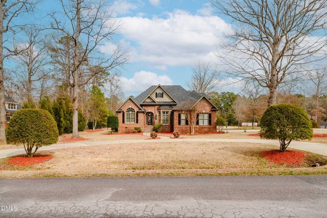 2801 Stonewalk Court, Zebulon, NC 27597