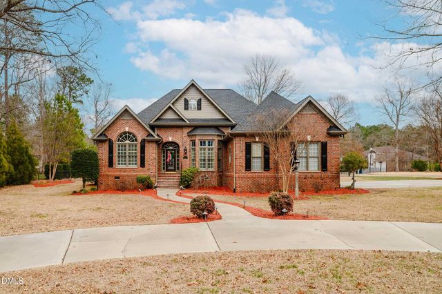 2801 Stonewalk Court, Zebulon, NC 27597