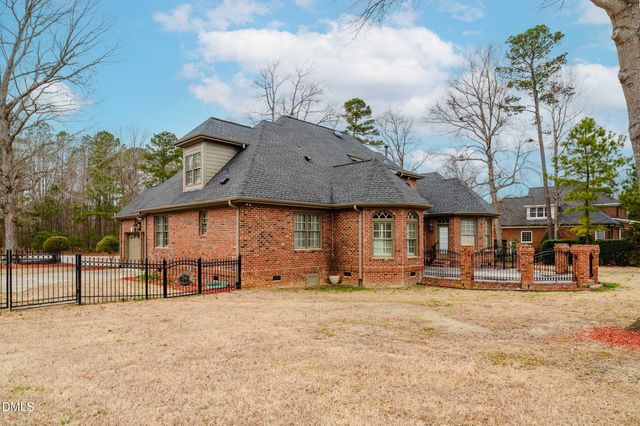 2801 Stonewalk Court, Zebulon, NC 27597