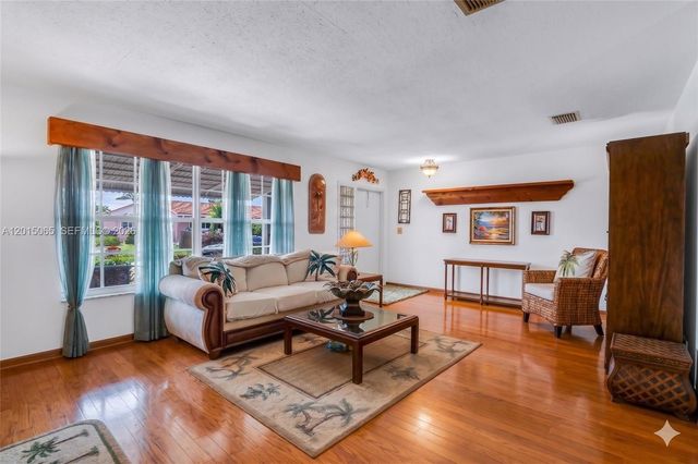 4605 NW 47th Ct, Tamarac, FL 33319