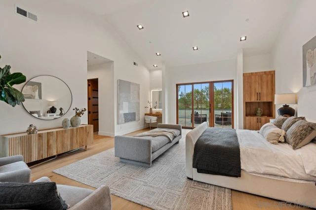 5758 Las Palomas, Rancho Santa Fe, CA 92067