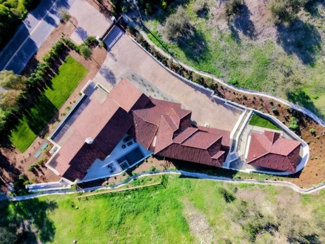 5758 Las Palomas, Rancho Santa Fe, CA 92067