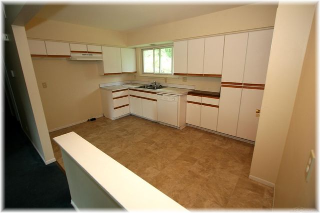 36786 Winterset Street, Clinton Twp, MI 48035