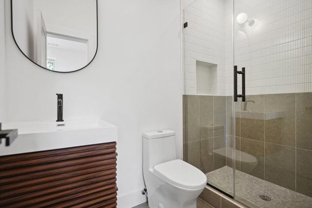 1570 Flat Shoals Rd SE 4, Atlanta, GA 30316