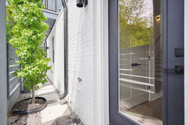 1570 Flat Shoals Rd SE 4, Atlanta, GA 30316