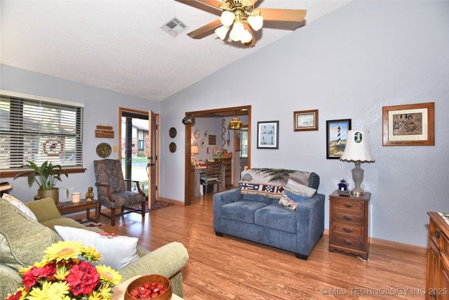 11010 E 13th Street 48, Tulsa, OK 74128