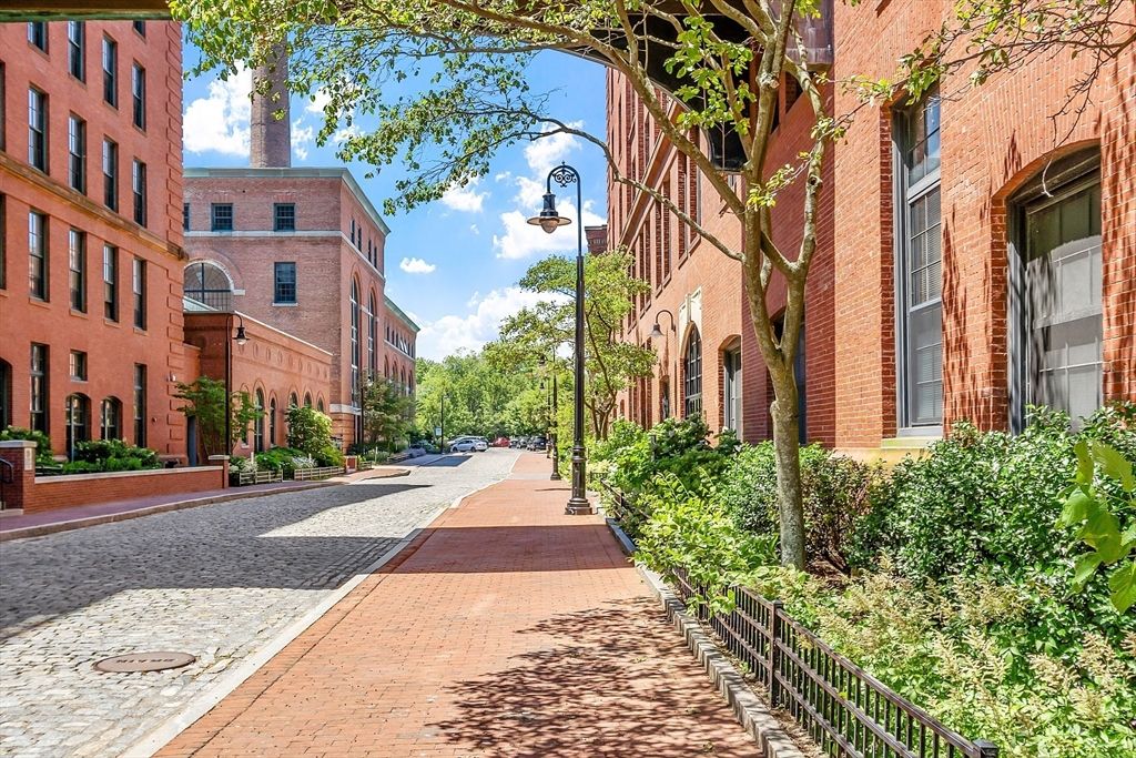 1241-1251 Adams St F309, Boston, MA 02124