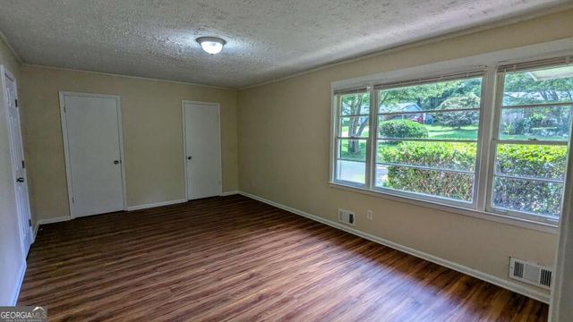 3985 Lindsey Drive, Decatur, GA 30035