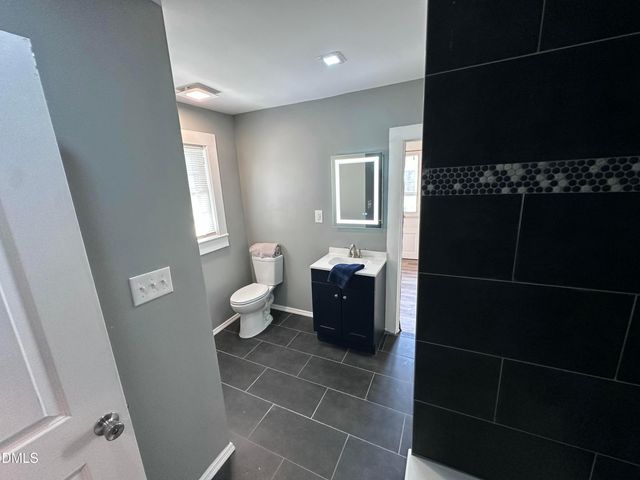 201 N Massey Street, Selma, NC 27576