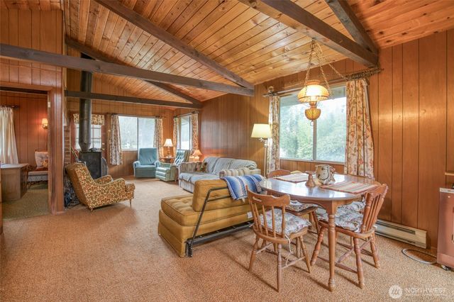 824 Hassalo Avenue SE, Ocean Shores, WA 98569