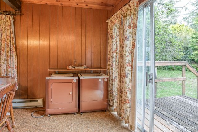 824 Hassalo Avenue SE, Ocean Shores, WA 98569