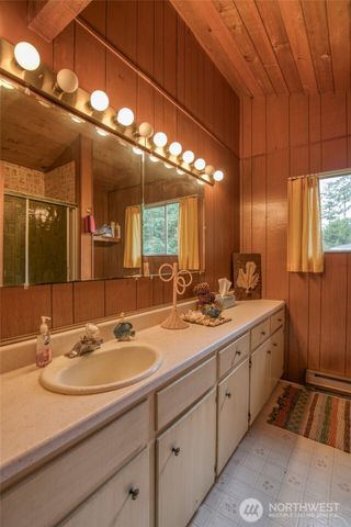 824 Hassalo Avenue SE, Ocean Shores, WA 98569