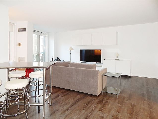 10 Rogers 317, Cambridge, MA 02142