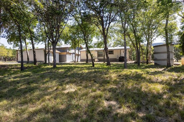 363 Elm Pass 2 Rd, Center Point, TX 78010