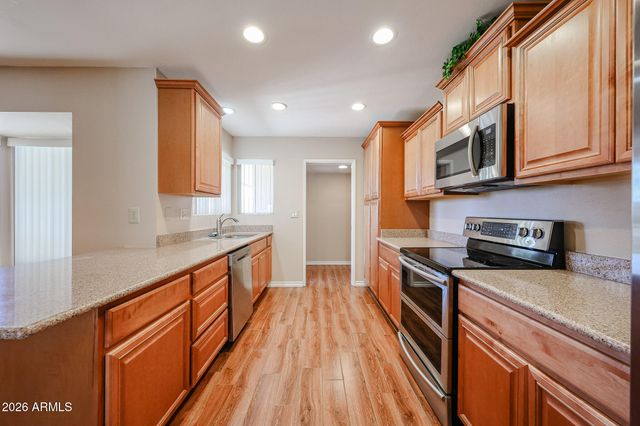 9726 W SHASTA Drive, Sun City, AZ 85351