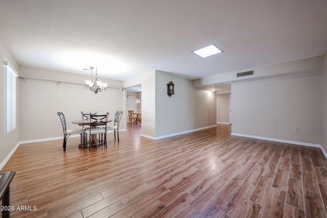 9726 W SHASTA Drive, Sun City, AZ 85351