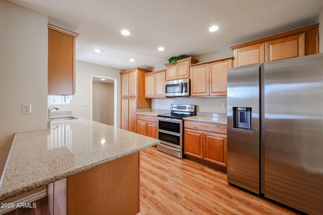 9726 W SHASTA Drive, Sun City, AZ 85351