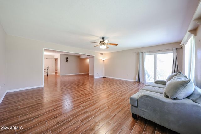 9726 W SHASTA Drive, Sun City, AZ 85351