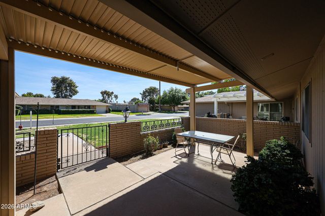 9726 W SHASTA Drive, Sun City, AZ 85351