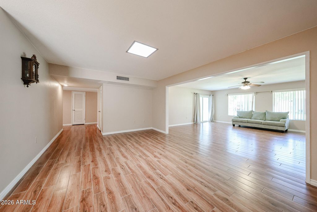 9726 W SHASTA Drive, Sun City, AZ 85351 — photo 3