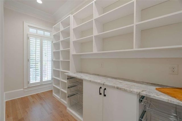 1364 Manget Way, Dunwoody, GA 30338