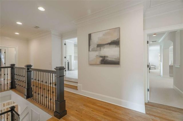 1364 Manget Way, Dunwoody, GA 30338