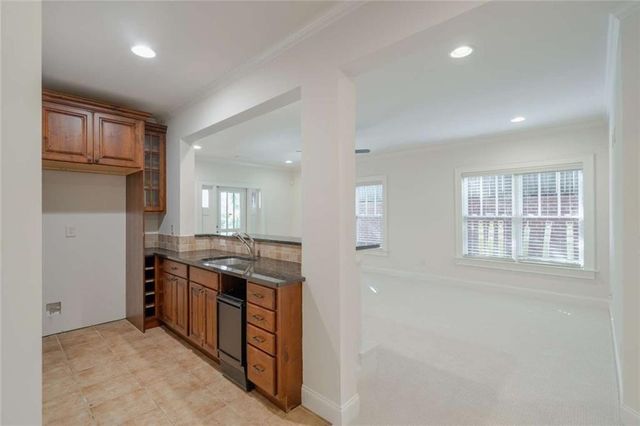 1364 Manget Way, Dunwoody, GA 30338