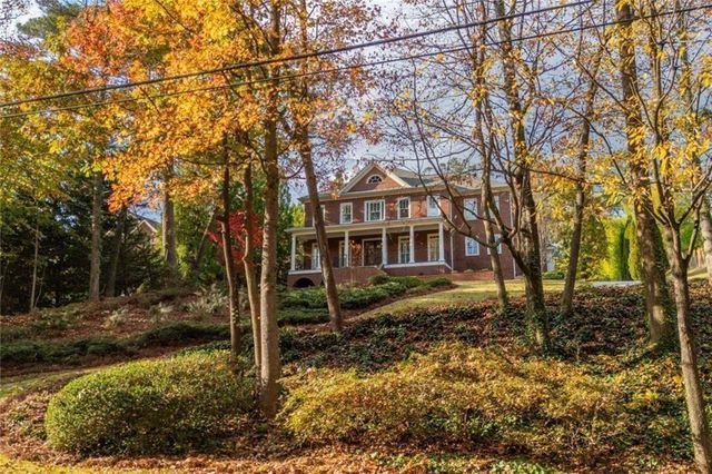 1364 Manget Way, Dunwoody, GA 30338