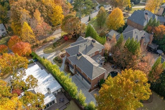 1364 Manget Way, Dunwoody, GA 30338