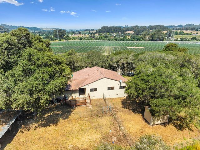 16815 Little Hill Lane, Royal Oaks, CA 95076