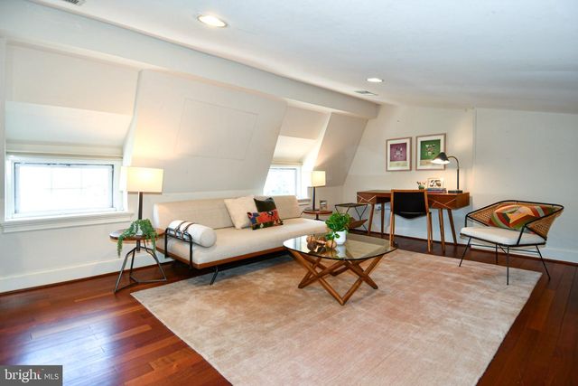 928 MADISON ST NW, Washington, DC 20011