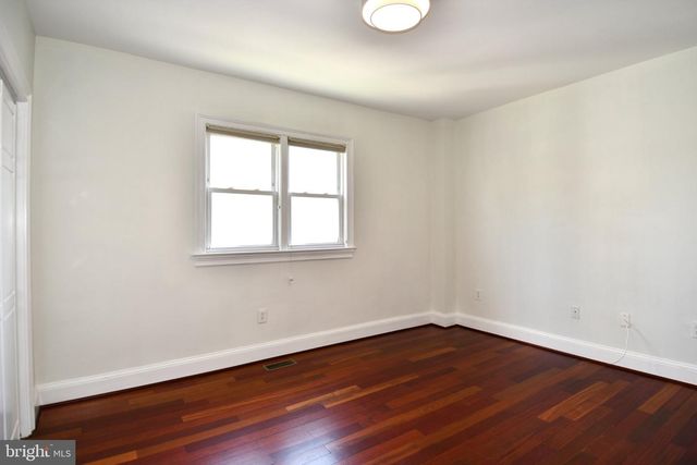928 MADISON ST NW, Washington, DC 20011