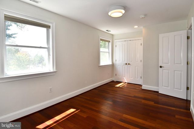 928 MADISON ST NW, Washington, DC 20011