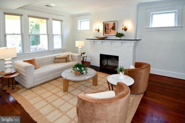 928 MADISON ST NW, Washington, DC 20011