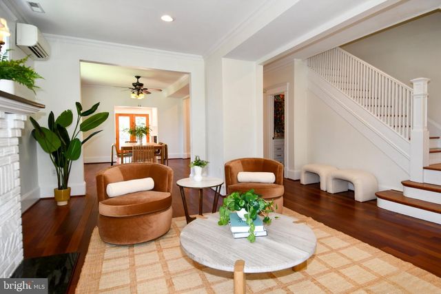 928 MADISON ST NW, Washington, DC 20011