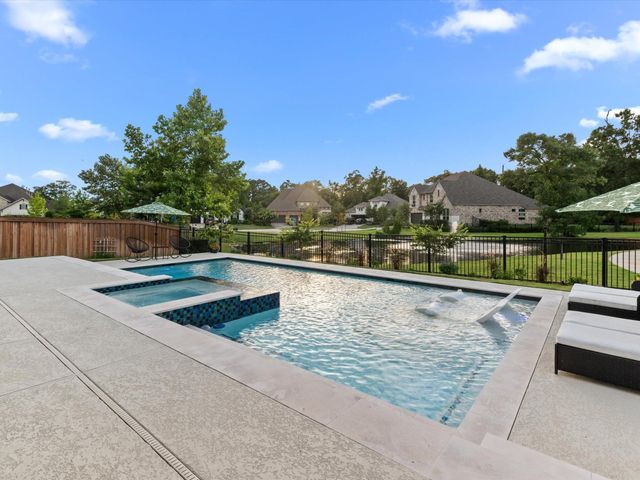 8513 Alford Point Drive, Magnolia, TX 77354