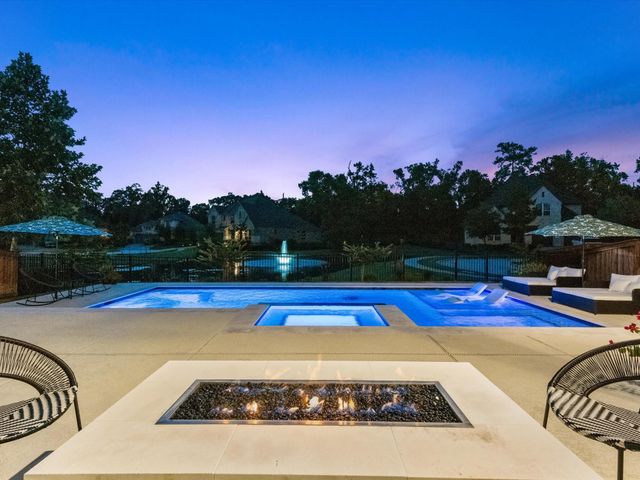 8513 Alford Point Drive, Magnolia, TX 77354