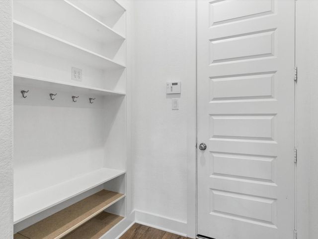 8513 Alford Point Drive, Magnolia, TX 77354