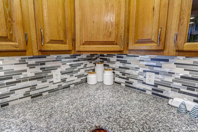 2487 Cifax Road, Goode, VA 24556