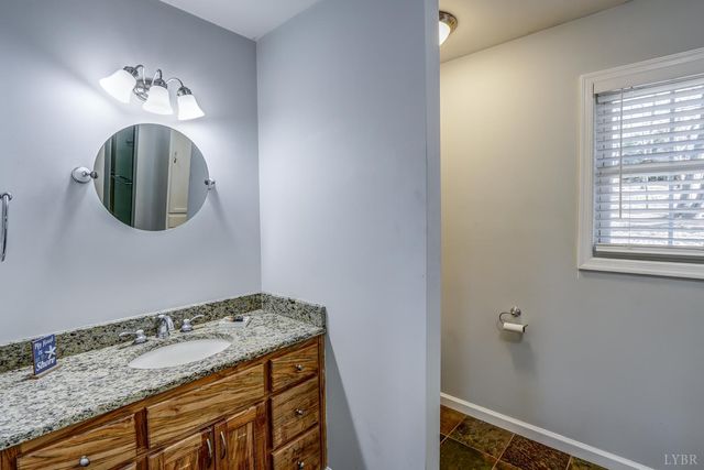 2487 Cifax Road, Goode, VA 24556