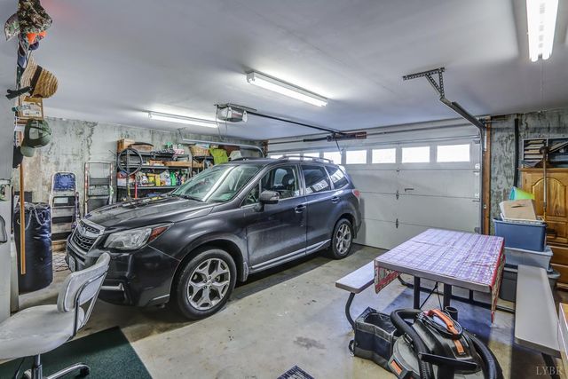 2487 Cifax Road, Goode, VA 24556