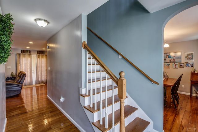 2487 Cifax Road, Goode, VA 24556