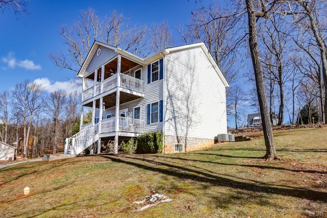 2487 Cifax Road, Goode, VA 24556