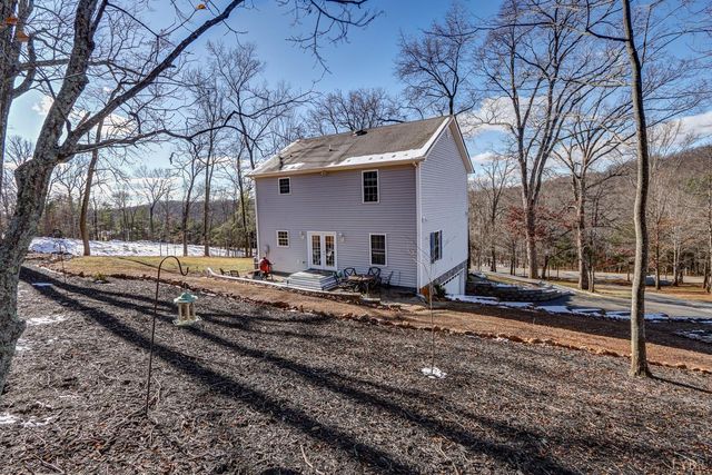 2487 Cifax Road, Goode, VA 24556