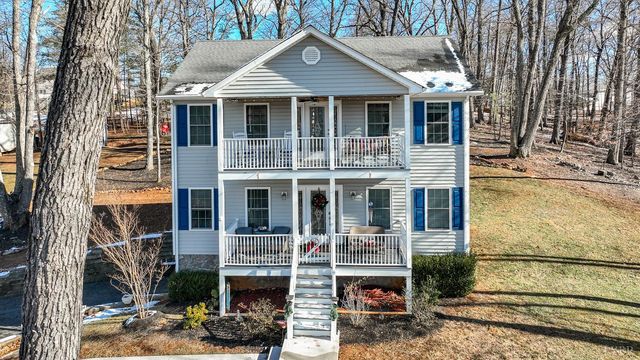 2487 Cifax Road, Goode, VA 24556